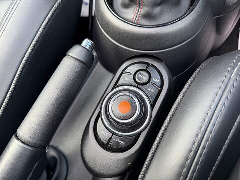MINI Hatch 2.0 John Cooper Works Hatchback 3dr Petrol Steptronic Euro 6 (s/s) (231 ps) - U2386