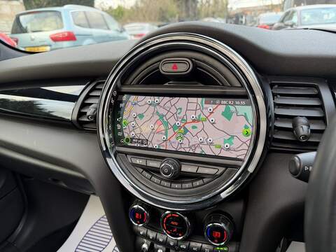 MINI Hatch 2.0 John Cooper Works Hatchback 3dr Petrol Steptronic Euro 6 (s/s) (231 ps) - U2386