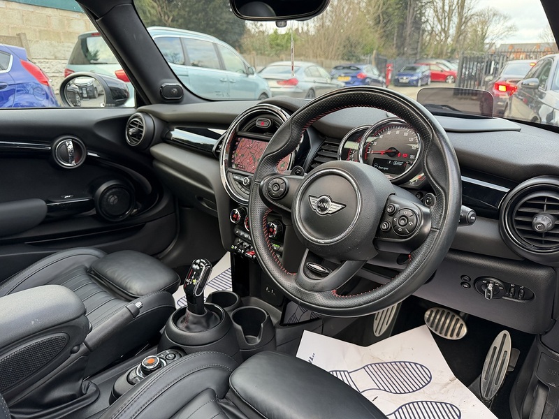 MINI Hatch 2.0 John Cooper Works Hatchback 3dr Petrol Steptronic Euro 6 (s/s) (231 ps) - U2386