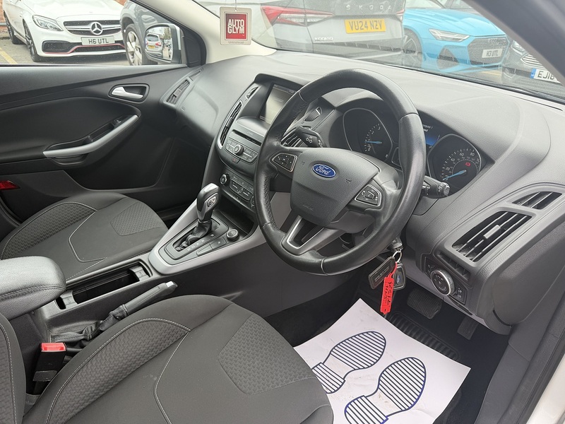 Ford Focus 1.0T EcoBoost Zetec Hatchback 5dr Petrol Auto Euro 6 (s/s) (125 ps) - U2387