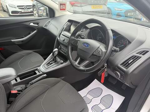 Ford Focus 1.0T EcoBoost Zetec Hatchback 5dr Petrol Auto Euro 6 (s/s) (125 ps) - U2387