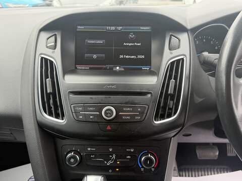 Ford Focus 1.0T EcoBoost Zetec Hatchback 5dr Petrol Auto Euro 6 (s/s) (125 ps) - U2387