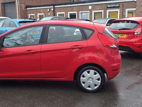 Ford Fiesta 1.4 Style + Hatchback 5dr Petrol Manual (133 g/km, 94 bhp) - U2390