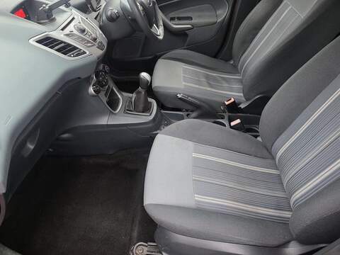 Ford Fiesta 1.4 Style + Hatchback 5dr Petrol Manual (133 g/km, 94 bhp) - U2390