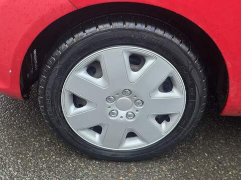 Ford Fiesta 1.4 Style + Hatchback 5dr Petrol Manual (133 g/km, 94 bhp) - U2390