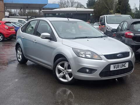 Ford Focus 1.4 16v Envy Hatchback 5dr Petrol Manual (155 g/km, 90 bhp)