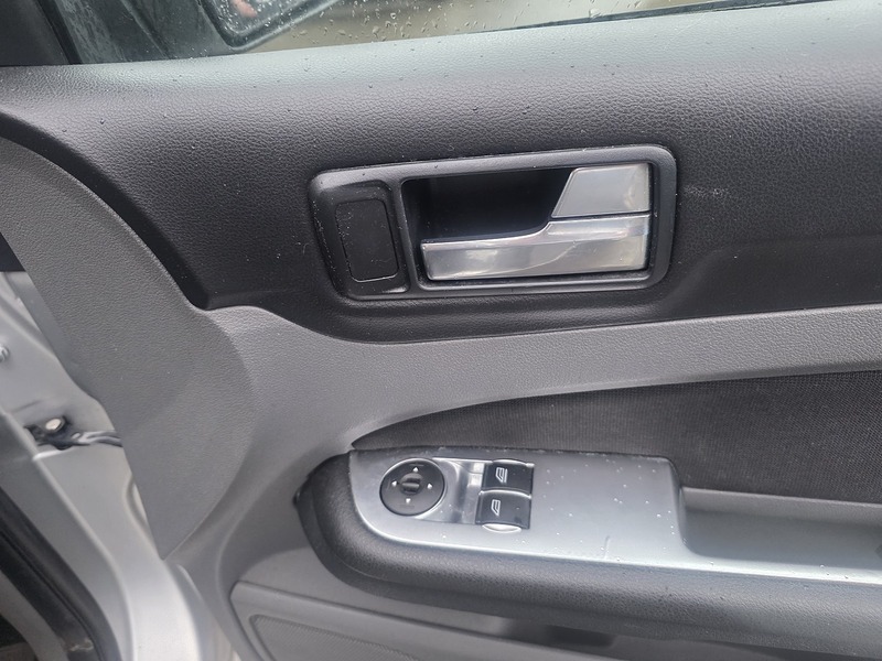 Ford Focus 1.6 Zetec Hatchback 5dr Petrol Manual (159 g/km, 99 bhp) - U2391