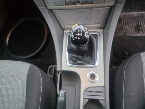 Ford Focus 1.6 Zetec Hatchback 5dr Petrol Manual (159 g/km, 99 bhp) - U2391