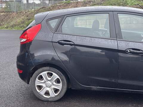 Ford Fiesta 1.25 Edge Hatchback 5dr Petrol Manual (129 g/km, 81 bhp) - U2392