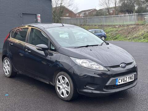 Ford Fiesta 1.25 Edge Hatchback 5dr Petrol Manual (129 g/km, 81 bhp) - U2392