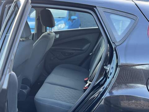 Ford Fiesta 1.25 Edge Hatchback 5dr Petrol Manual (129 g/km, 81 bhp) - U2392