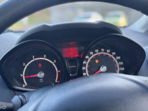 Ford Fiesta 1.25 Edge Hatchback 5dr Petrol Manual (129 g/km, 81 bhp) - U2392