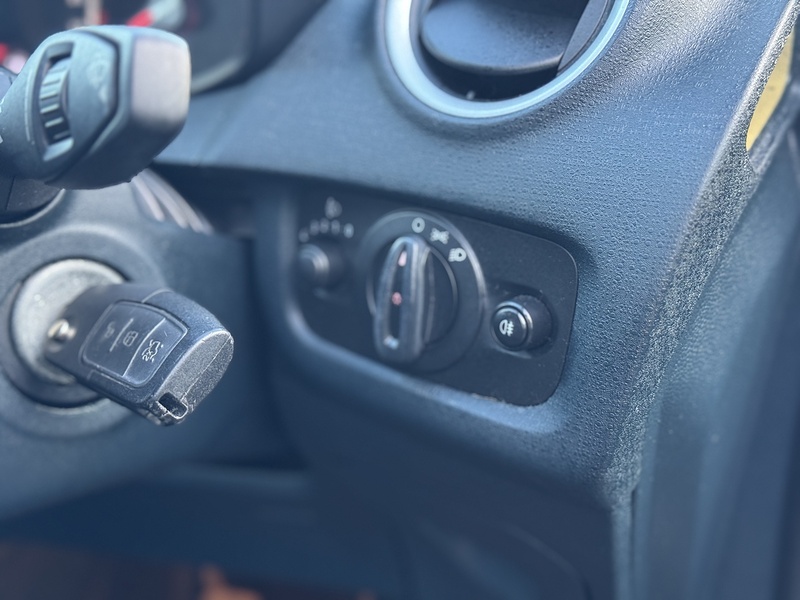 Ford Fiesta 1.25 Edge Hatchback 5dr Petrol Manual (129 g/km, 81 bhp) - U2392