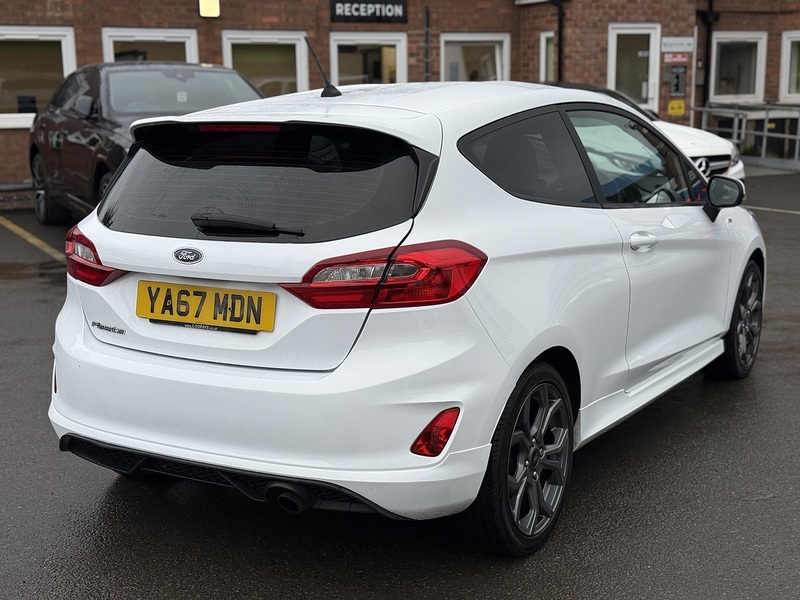 Ford Fiesta T EcoBoost ST-Line - U2393