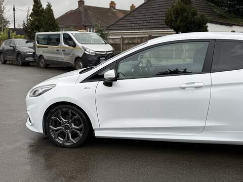 Ford Fiesta T EcoBoost ST-Line - U2393