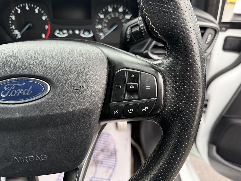 Ford Fiesta T EcoBoost ST-Line - U2393