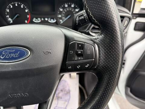 Ford Fiesta T EcoBoost ST-Line - U2393