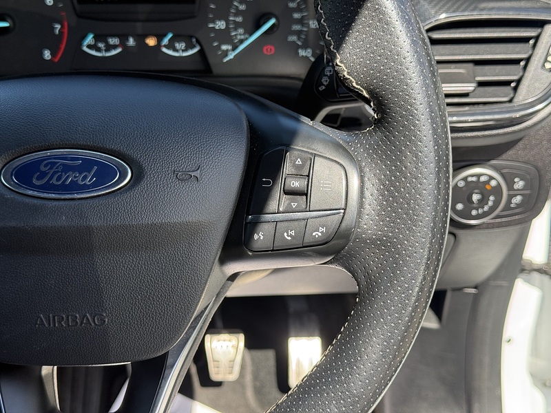 Ford Fiesta 1.0T EcoBoost ST-Line Hatchback 3dr Petrol Manual Euro 6 (s/s) (100 ps) - U2393