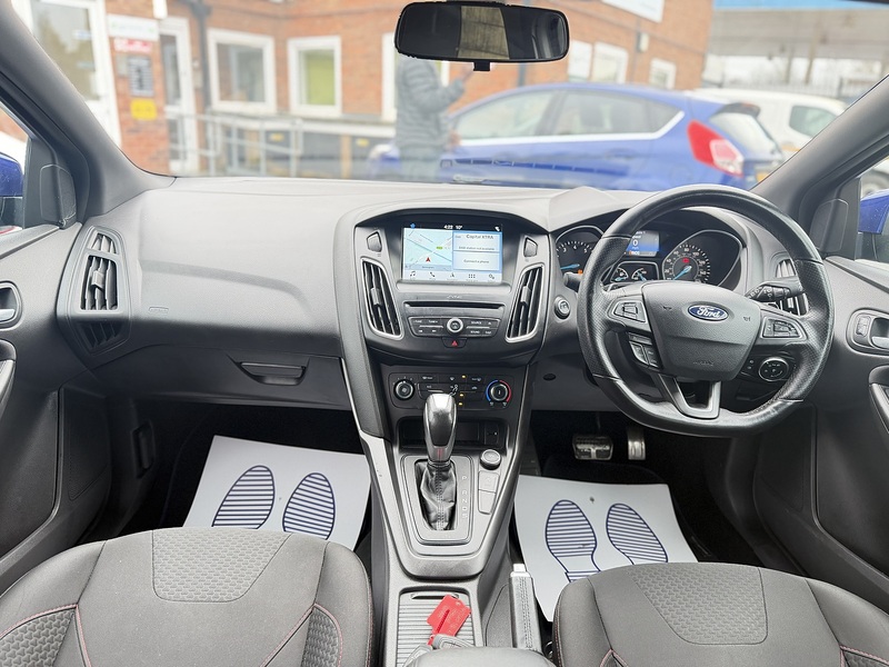 Ford Focus 1.0T EcoBoost ST-Line Hatchback 5dr Petrol Auto Euro 6 (s/s) (125 ps) - U2394