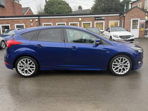 Ford Focus 1.0T EcoBoost ST-Line Hatchback 5dr Petrol Auto Euro 6 (s/s) (125 ps) - U2394