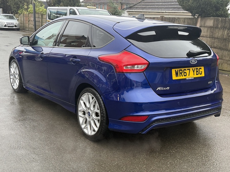 Ford Focus 1.0T EcoBoost ST-Line Hatchback 5dr Petrol Auto Euro 6 (s/s) (125 ps) - U2394