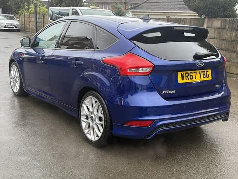 Ford Focus 1.0T EcoBoost ST-Line Hatchback 5dr Petrol Auto Euro 6 (s/s) (125 ps) - U2394