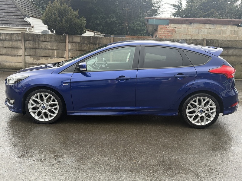 Ford Focus 1.0T EcoBoost ST-Line Hatchback 5dr Petrol Auto Euro 6 (s/s) (125 ps) - U2394