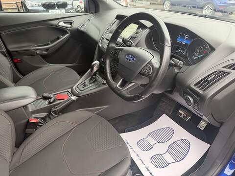 Ford Focus 1.0T EcoBoost ST-Line Hatchback 5dr Petrol Auto Euro 6 (s/s) (125 ps) - U2394