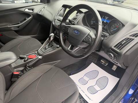 Ford Focus 1.0T EcoBoost ST-Line Hatchback 5dr Petrol Auto Euro 6 (s/s) (125 ps) - U2394