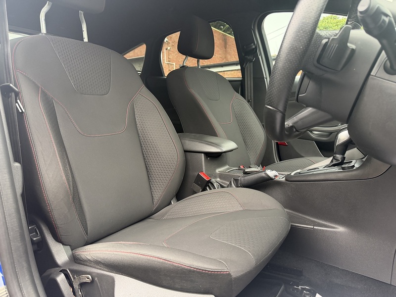 Ford Focus 1.0T EcoBoost ST-Line Hatchback 5dr Petrol Auto Euro 6 (s/s) (125 ps) - U2394
