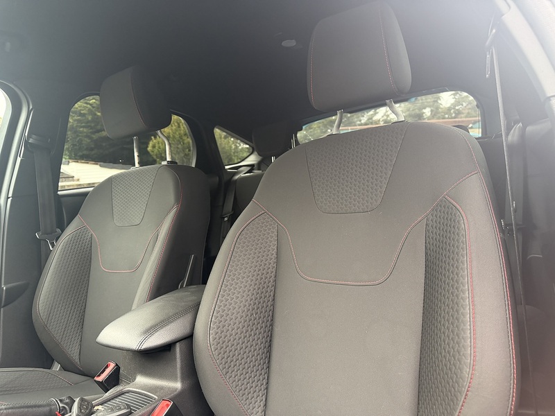 Ford Focus 1.0T EcoBoost ST-Line Hatchback 5dr Petrol Auto Euro 6 (s/s) (125 ps) - U2394