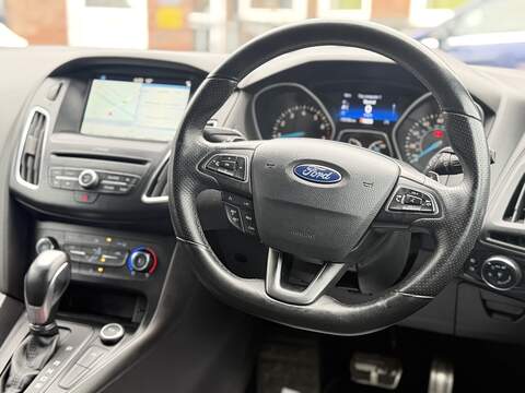 Ford Focus 1.0T EcoBoost ST-Line Hatchback 5dr Petrol Auto Euro 6 (s/s) (125 ps) - U2394