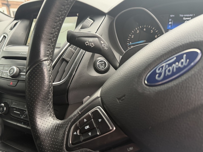 Ford Focus 1.0T EcoBoost ST-Line Hatchback 5dr Petrol Auto Euro 6 (s/s) (125 ps) - U2394