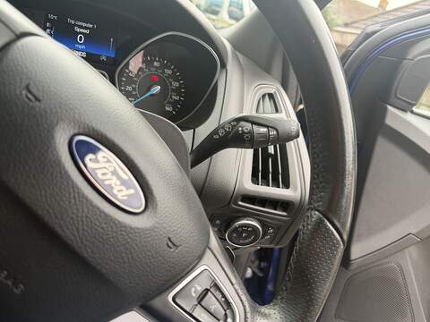 Ford Focus 1.0T EcoBoost ST-Line Hatchback 5dr Petrol Auto Euro 6 (s/s) (125 ps) - U2394