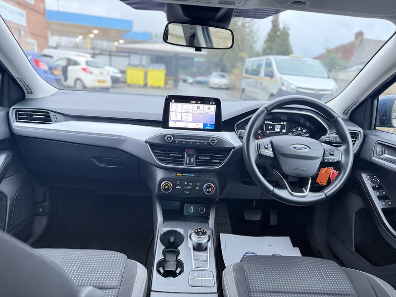 Ford Focus 1.0T EcoBoost Zetec Hatchback 5dr Petrol Auto Euro 6 (s/s) (125 ps) - U2395