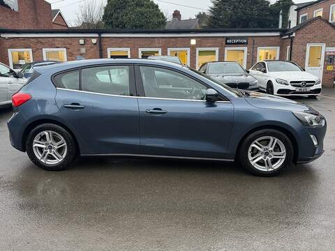 Ford Focus 1.0T EcoBoost Zetec Hatchback 5dr Petrol Auto Euro 6 (s/s) (125 ps) - U2395