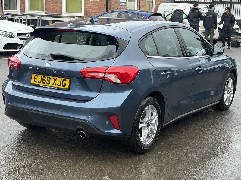 Ford Focus 1.0T EcoBoost Zetec Hatchback 5dr Petrol Auto Euro 6 (s/s) (125 ps) - U2395