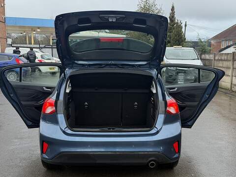 Ford Focus 1.0T EcoBoost Zetec Hatchback 5dr Petrol Auto Euro 6 (s/s) (125 ps) - U2395