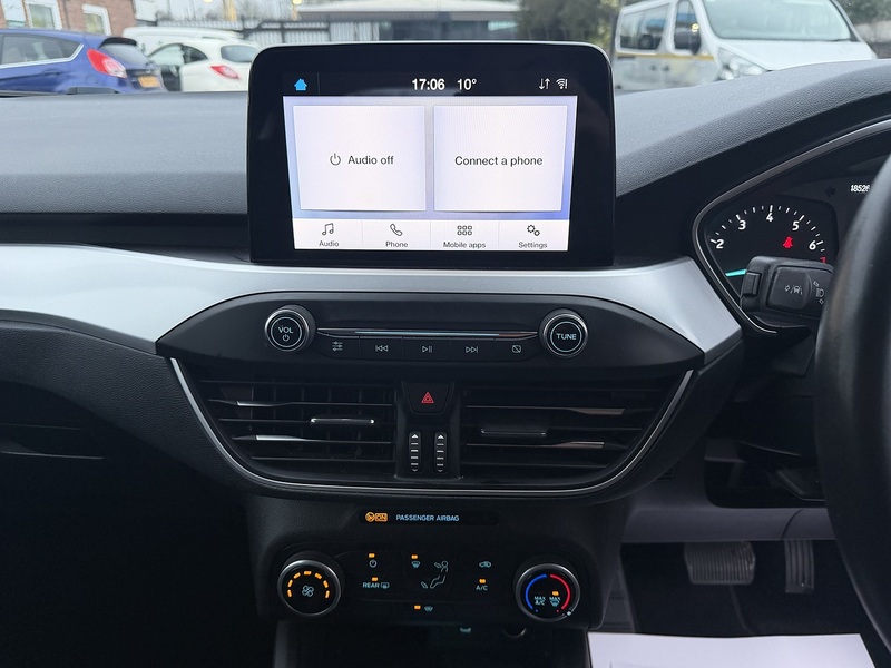 Ford Focus 1.0T EcoBoost Zetec Hatchback 5dr Petrol Auto Euro 6 (s/s) (125 ps) - U2395