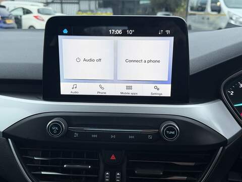 Ford Focus 1.0T EcoBoost Zetec Hatchback 5dr Petrol Auto Euro 6 (s/s) (125 ps) - U2395