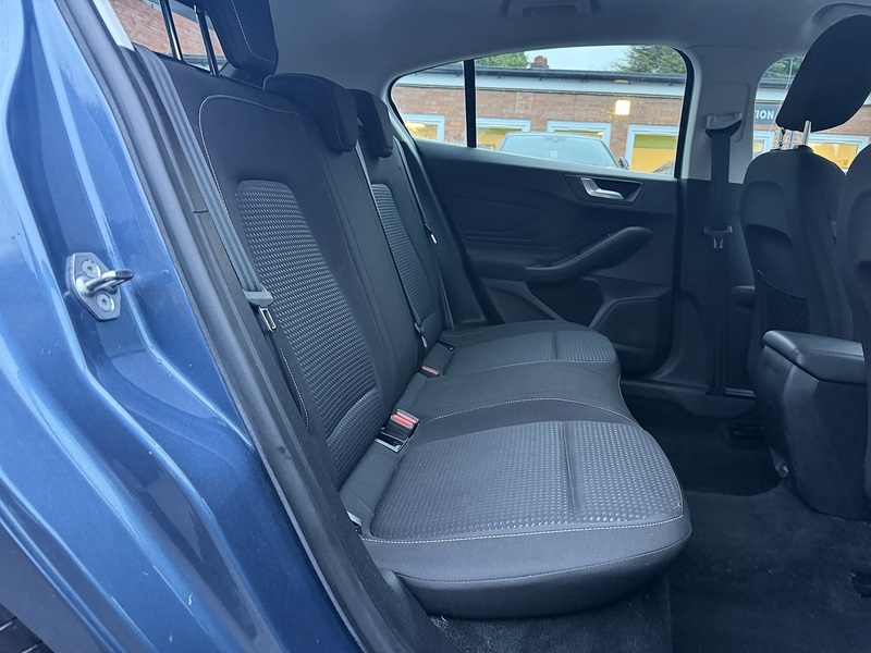 Ford Focus 1.0T EcoBoost Zetec Hatchback 5dr Petrol Auto Euro 6 (s/s) (125 ps) - U2395