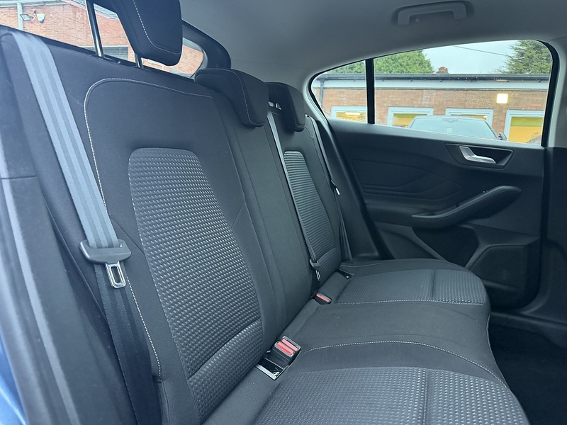 Ford Focus 1.0T EcoBoost Zetec Hatchback 5dr Petrol Auto Euro 6 (s/s) (125 ps) - U2395