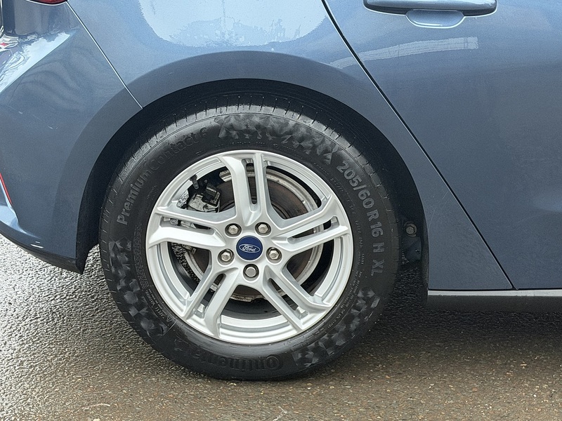 Ford Focus 1.0T EcoBoost Zetec Hatchback 5dr Petrol Auto Euro 6 (s/s) (125 ps) - U2395