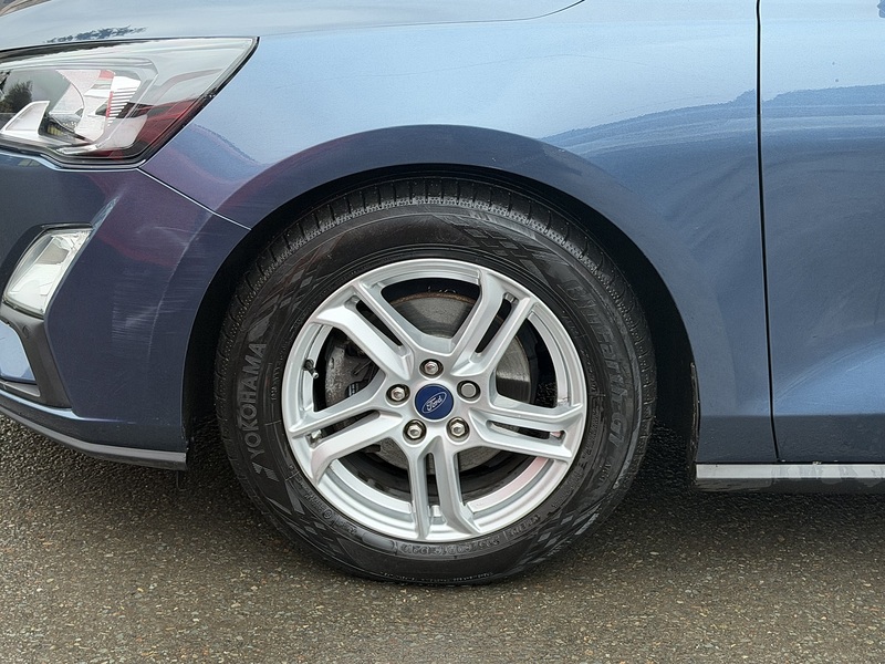 Ford Focus 1.0T EcoBoost Zetec Hatchback 5dr Petrol Auto Euro 6 (s/s) (125 ps) - U2395