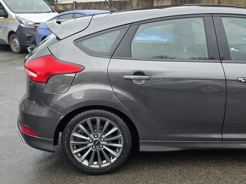 Ford Focus 1.0T EcoBoost ST-Line Hatchback 5dr Petrol Auto Euro 6 (s/s) (125 ps) - U2396