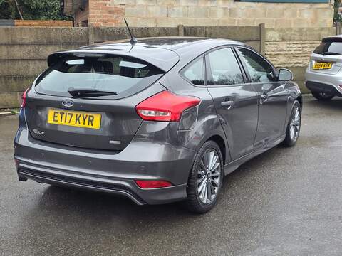 Ford Focus 1.0T EcoBoost ST-Line Hatchback 5dr Petrol Auto Euro 6 (s/s) (125 ps) - U2396