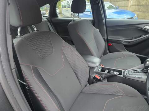 Ford Focus 1.0T EcoBoost ST-Line Hatchback 5dr Petrol Auto Euro 6 (s/s) (125 ps) - U2396