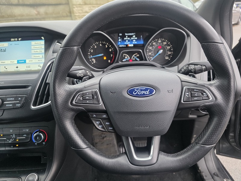 Ford Focus 1.0T EcoBoost ST-Line Hatchback 5dr Petrol Auto Euro 6 (s/s) (125 ps) - U2396