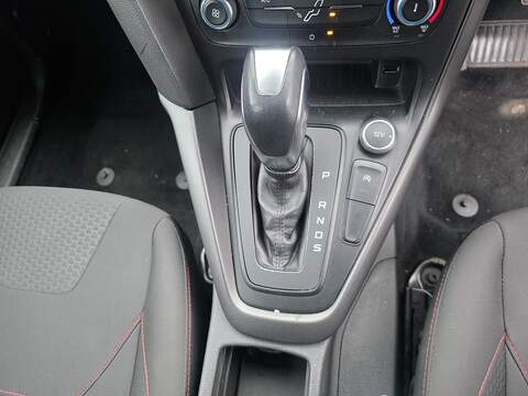 Ford Focus 1.0T EcoBoost ST-Line Hatchback 5dr Petrol Auto Euro 6 (s/s) (125 ps) - U2396