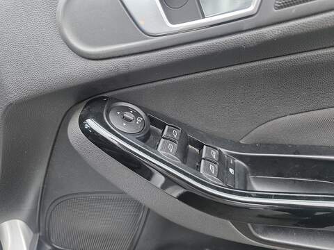 Ford Fiesta 1.0T EcoBoost Titanium X Hatchback 5dr Petrol Powershift Euro 5 (100 ps) - U2397